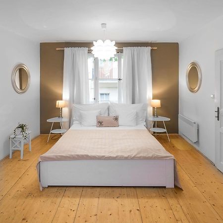 Abc Suites Prague Extérieur photo