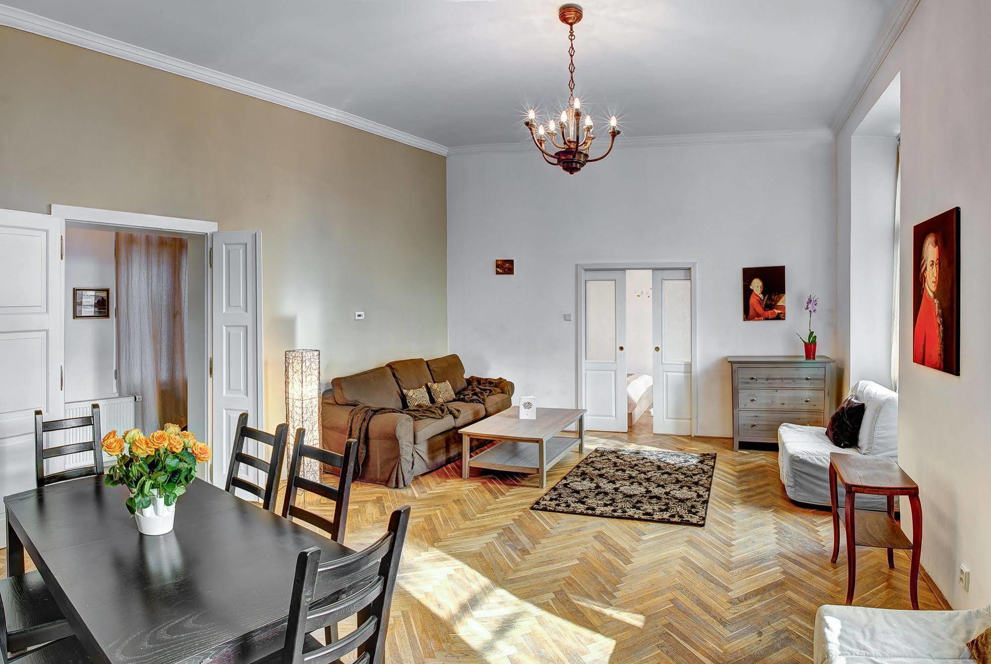 Abc Suites Prague Extérieur photo