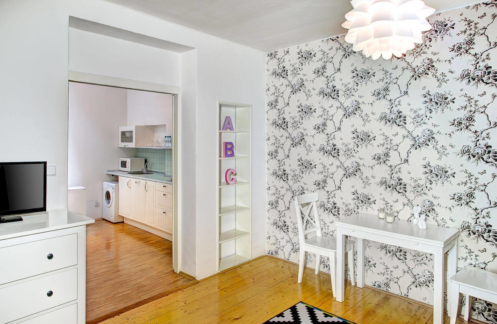 Abc Suites Prague Extérieur photo